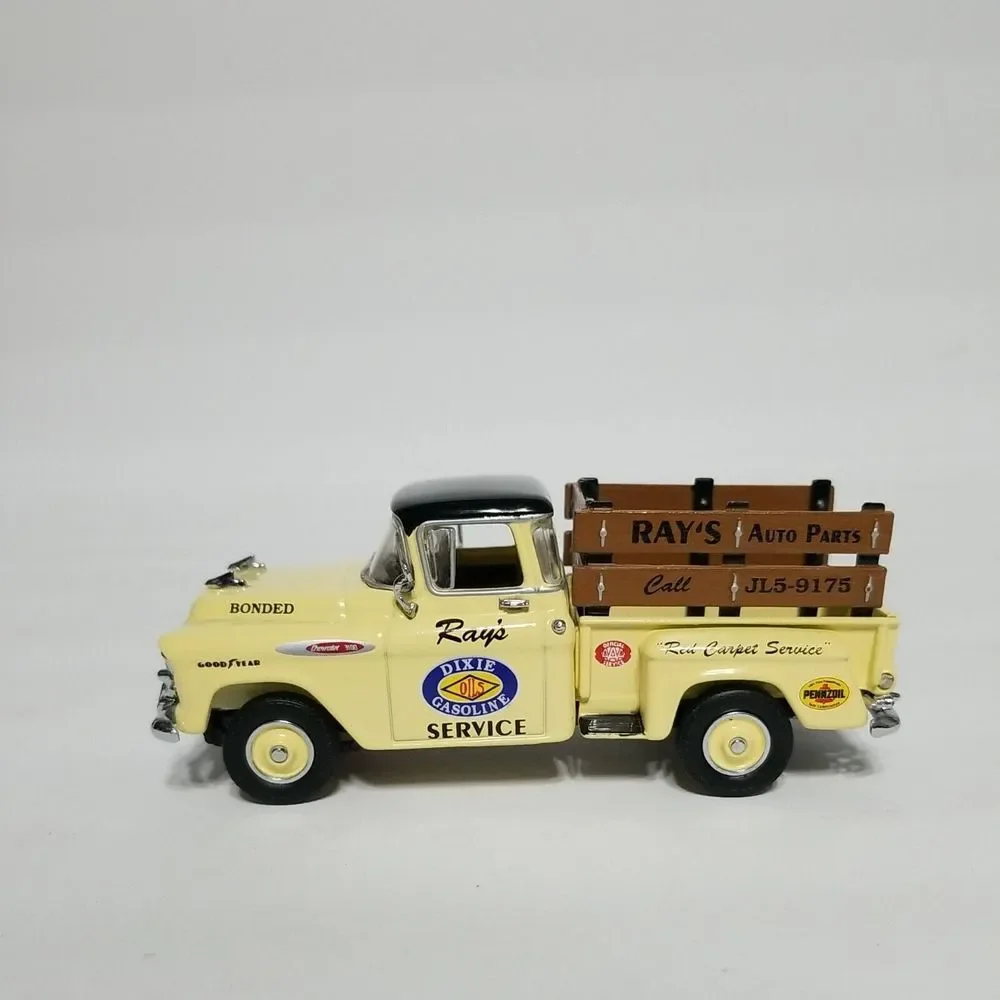1957 CHEVROLET 3100 PICKUP TRUCK RAYS SERVICE DIXIE GAS 1:43 ‎ MATCHBOX 1995 COA